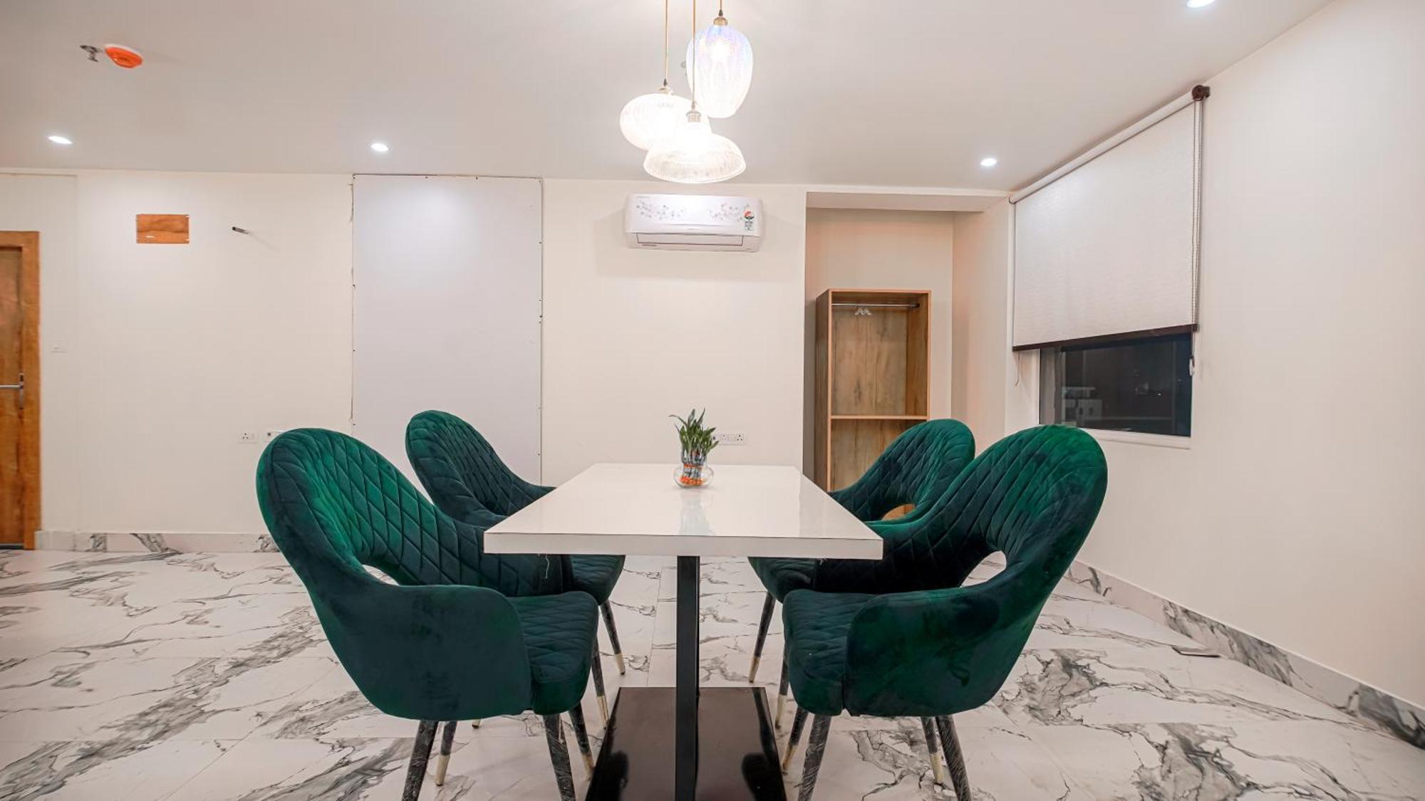 Perfectstayz Premium Cadillac — Photos 1